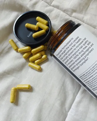 Lifestyle Images for Nutrafol 16