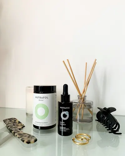Lifestyle Images for Nutrafol 6