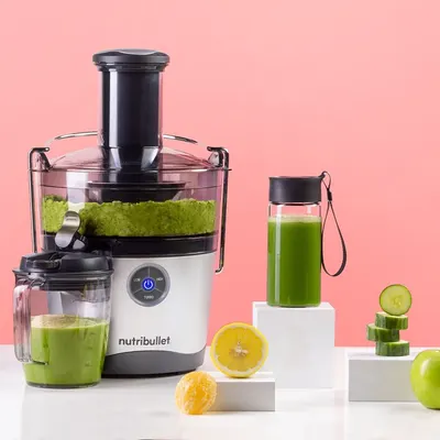 Lifestyle Images for NutriBullet 11