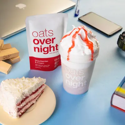 Lifestyle Images for Oats Overnight 27