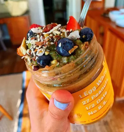 Lifestyle Images for RXBAR 21