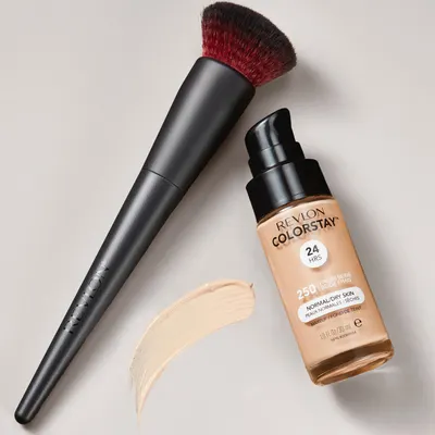 Lifestyle Images for Revlon 5