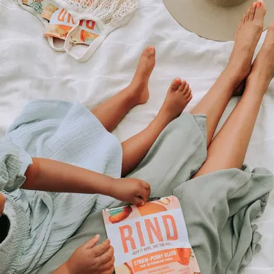 Lifestyle Images for RindSnacks 10