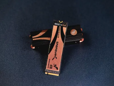 Secondary Images for Sabrent 7