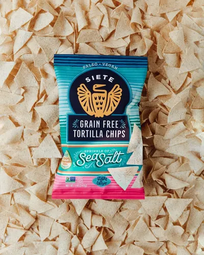 Lifestyle Images for Siete Family Foods 01