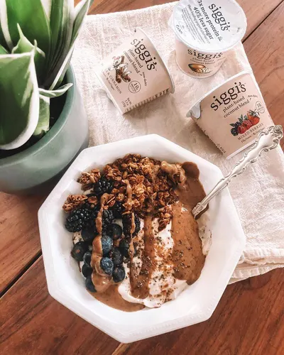 Lifestyle Images for Siggi's 03