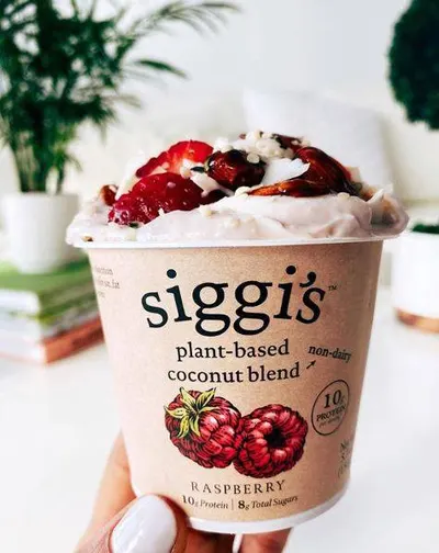 Lifestyle Images for Siggi's 25