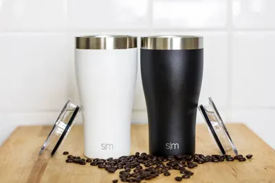 Amazon listing image for Simple Modern 10