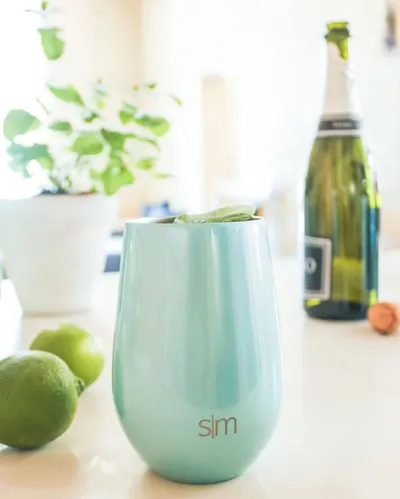 Lifestyle Images for Simple Modern 11
