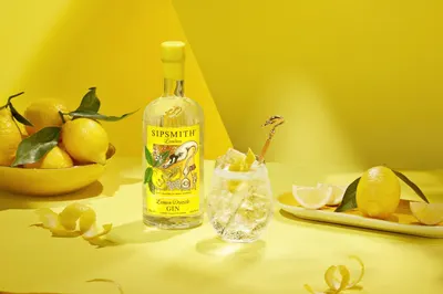 Secondary Images for Sipsmith Gin 11