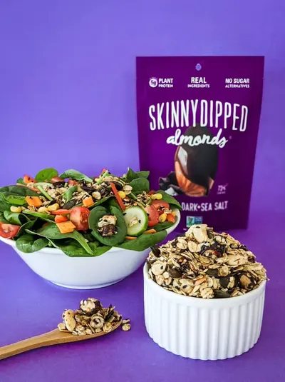 Secondary Images for Skinnydipped 03