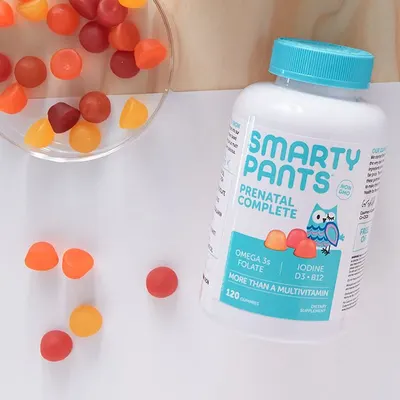 Lifestyle Images for SmartyPants Vitamins 09