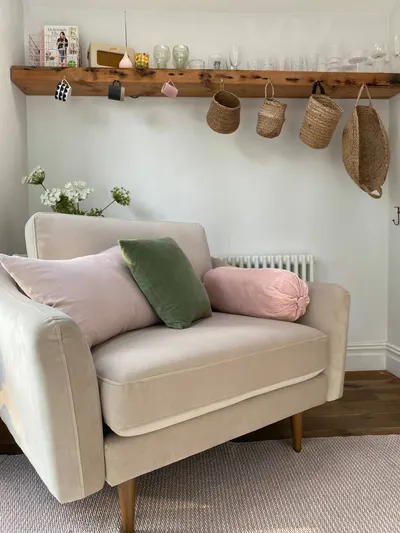 Lifestyle Images for Snug 49