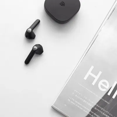 Lifestyle Images for SoundPEATS 18