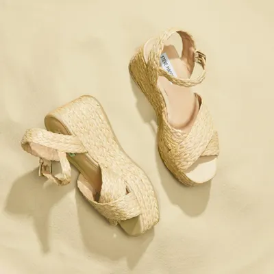 Lifestyle Images for Steve Madden 10