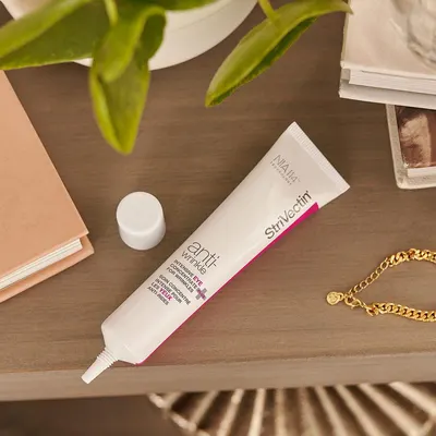 Lifestyle Images for StriVectin 45