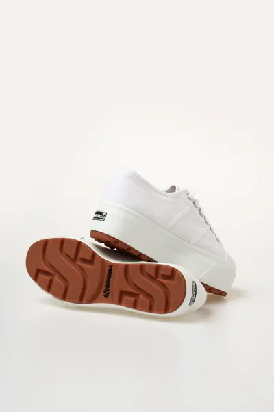 Lifestyle Images for Superga 26