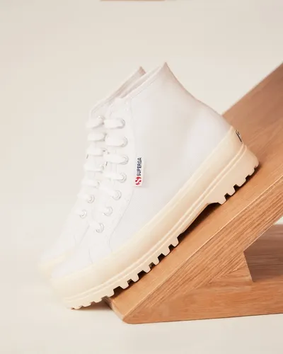 Lifestyle Images for Superga 29