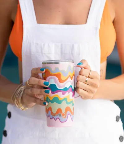 Lifestyle Images for Swig Life 48