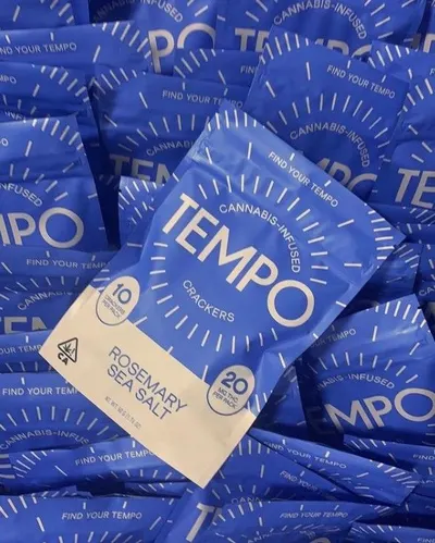 Lifestyle Images for Tempo Crackers 13
