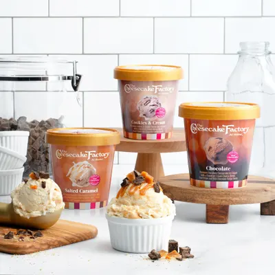 Lifestyle Images for The Cheesecake Factory 12