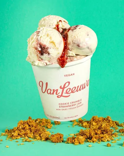 Secondary Images for Van Leeuwen Ice Cream 09