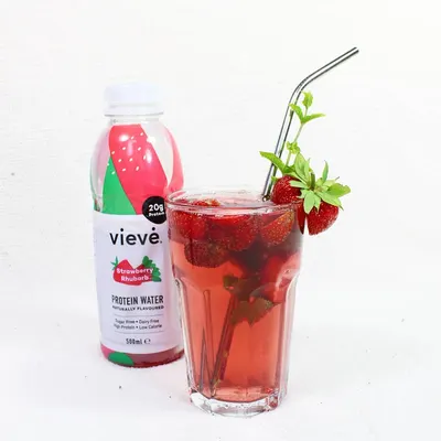 Lifestyle Images for Vieve Protein Water 24