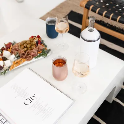 Lifestyle Images for Vinglacé 9