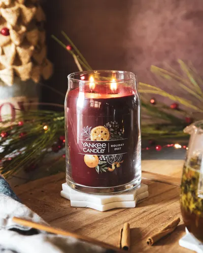Lifestyle Images for Yankee Candle 12