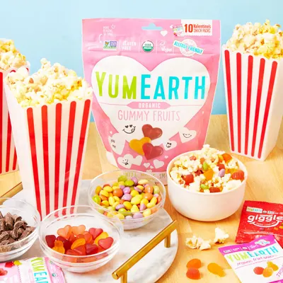 Lifestyle Images for YumEarth 15
