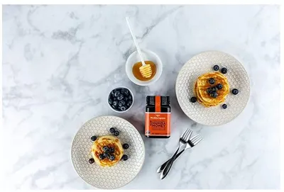 Lifestyle Images for honey 4