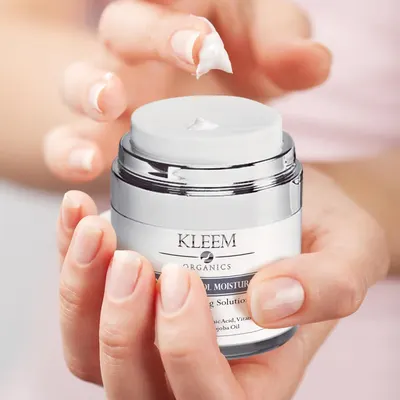 Secondary Images for Anti-Wrinkle Face Cream Hyaluronic Acid with Retinol and Collagen