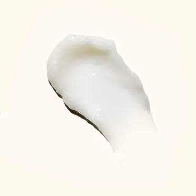Highlights the product's natural material composition, likely to convey purity or eco-friendliness.