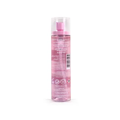 Highlights the product's ability to give hair a pleasant, long-lasting fragrance.