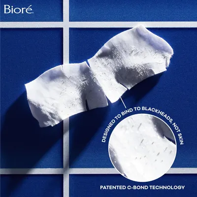 Highlights the product's unique technology designed to effectively remove blackheads without damaging skin.