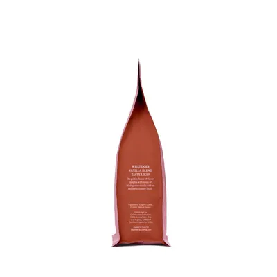 Describes the unique taste of the vanilla blend coffee to entice customers with its flavor characteristics.