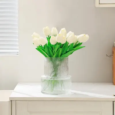 Shows how the product enhances home aesthetics and creates a fresh, inviting atmosphere.