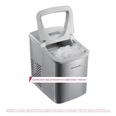 Highlights the product's ability to quickly produce ice, emphasizing its efficiency and convenience for users.