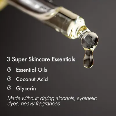 Highlights the key natural ingredients and skin-friendly formulation of the skincare product, emphasizing its benefits and purity.