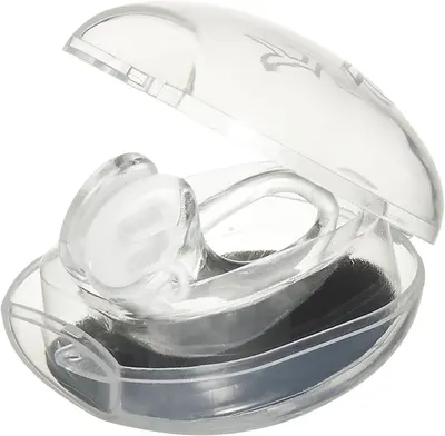 Demonstrates the product's design as a safety device to prevent snoring during sleep.