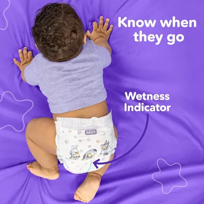 Highlights the diaper's wetness indicator feature, helping parents know when it's time to change the baby.