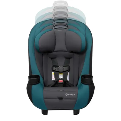 Demonstrates the car seat's adjustable headrest feature, showing how it grows with the child for extended use and improved safety.