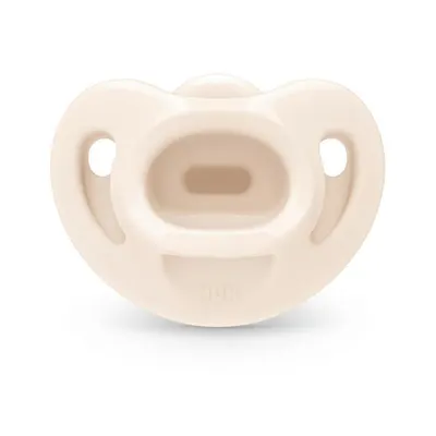 Shows the size and shape of the pacifier to help parents understand if it's suitable for their baby's age or mouth size.