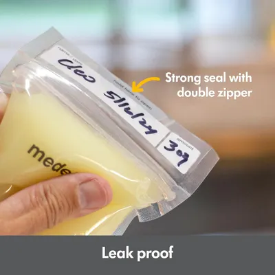 Highlights the product's strong seal with double zipper to prevent leaks, reassuring customers about the bag's effectiveness in storing liquids securely.