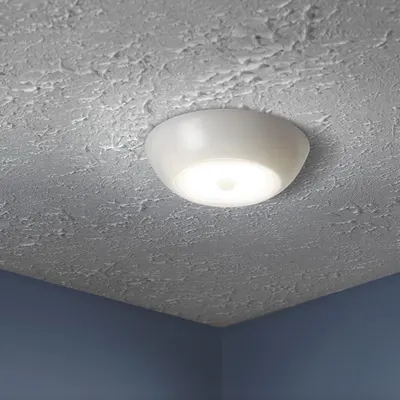 Demonstrates the product's ability to provide hands-free illumination, enhancing convenience and safety in dark areas.