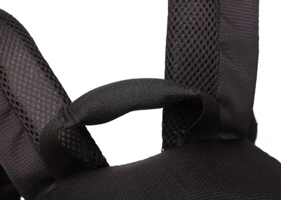 Highlights the comfortable padded handle feature of the product, likely a backpack or bag, to emphasize ergonomic design and user comfort.