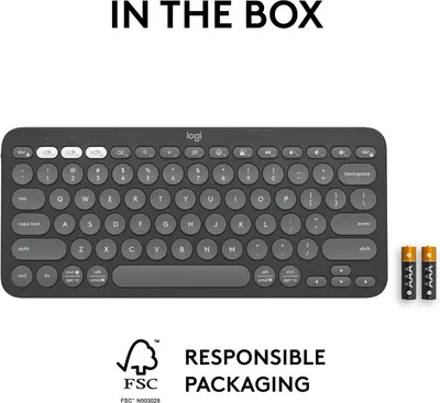 Shows the complete package contents, including the keyboard and batteries, to inform customers of everything included with their purchase.