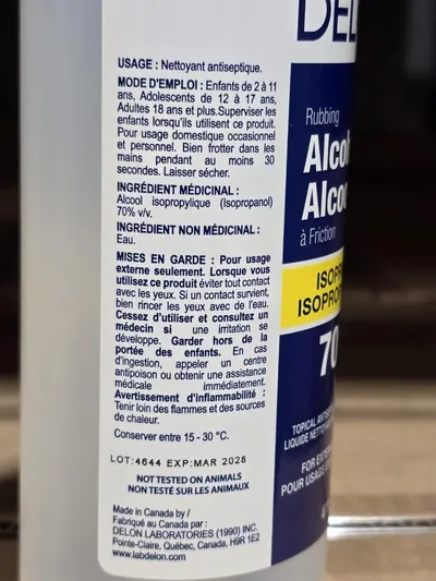 Provides detailed instructions on how to properly use the antiseptic product, including application method, duration, age groups, and safety warnings to ensure correct usage.