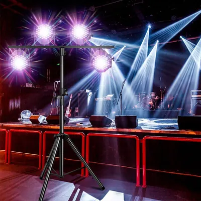 Demonstrates the product's effectiveness in a professional concert or stage environment, showing it can handle demanding performance and entertainment applications.