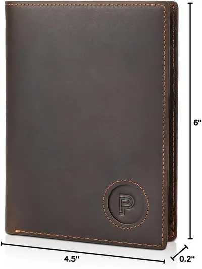 Communicates the exact physical dimensions of the wallet to help shoppers understand its size and ensure it fits their needs.